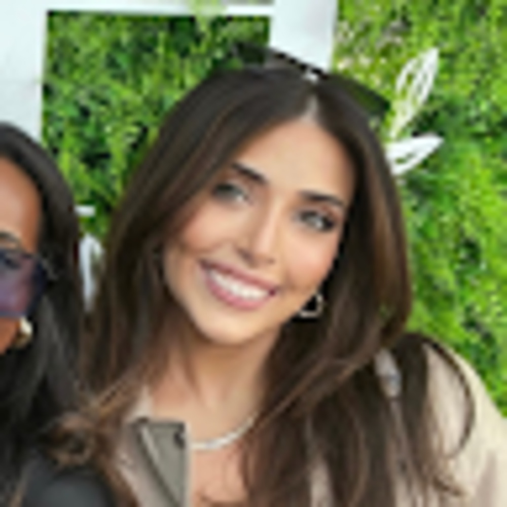 Meet your Posher, Hana